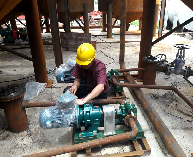 人字形齿轮泵 人字形齿轮泵